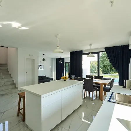 Martin Noel Пореч